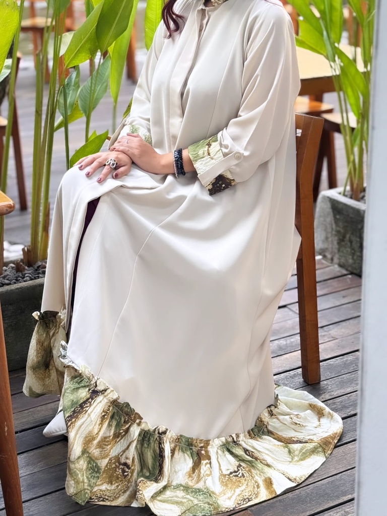 فاتن عبايه