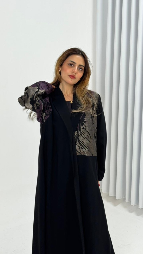 عباية جوليا (50, دوام)