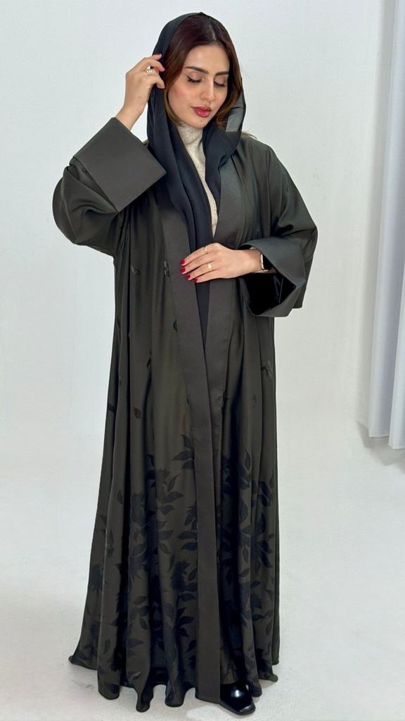 عباية داليا (50, دوام)