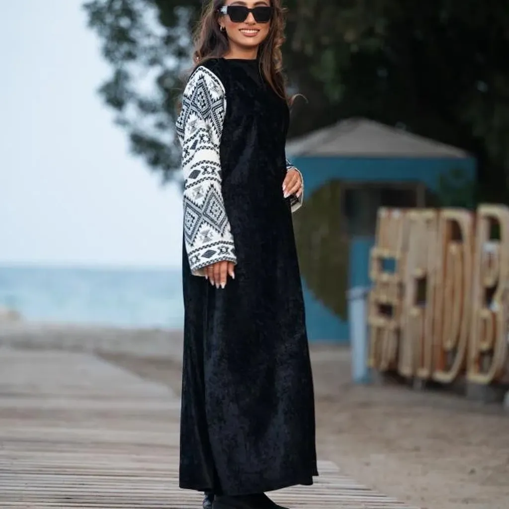 قماش أسود ناعم بانسيابية راقية  (52, دوام)