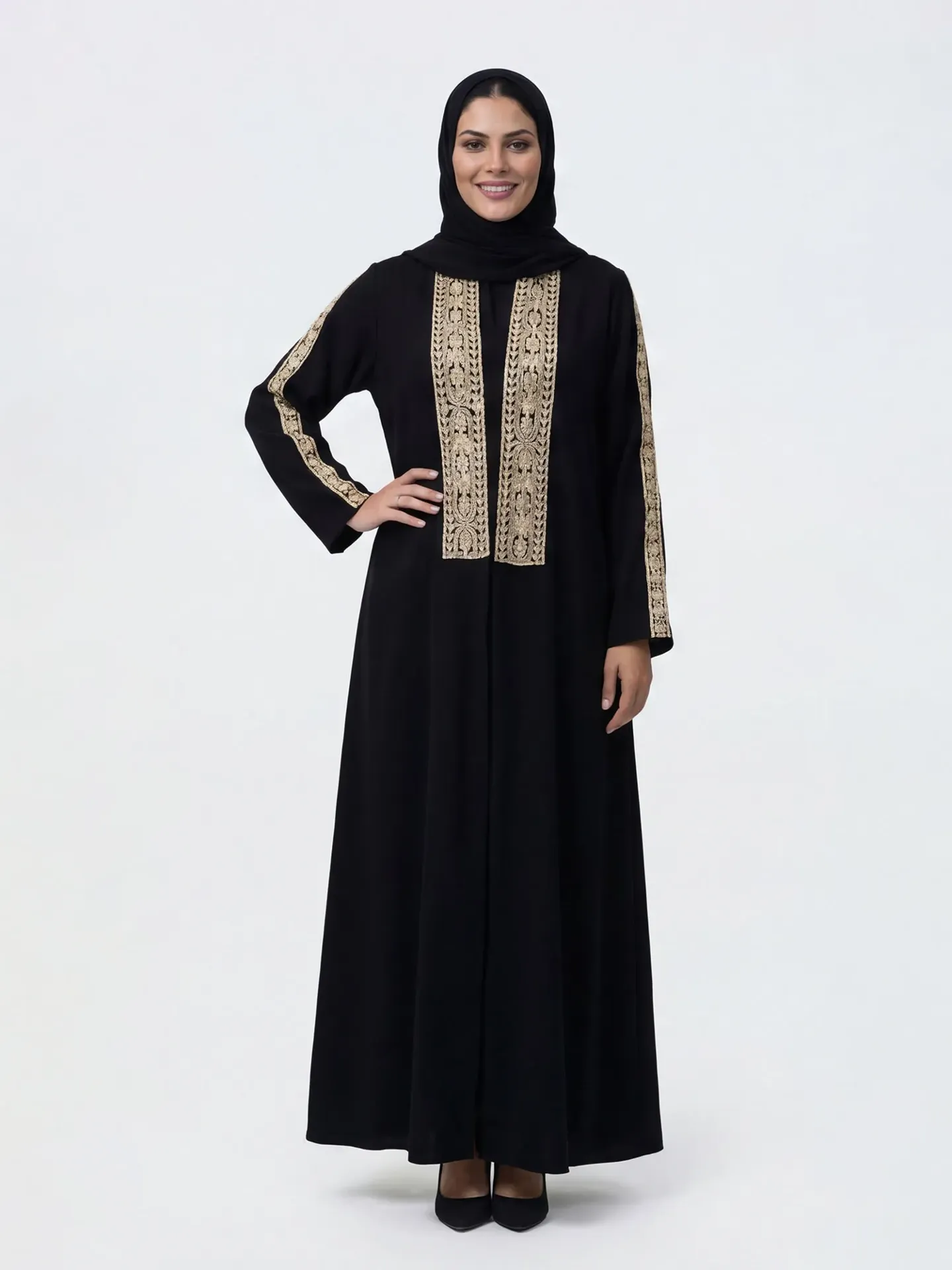 عباية هِلال – أسود مطرّز بيج (قماش انترت) + طرحة (50)