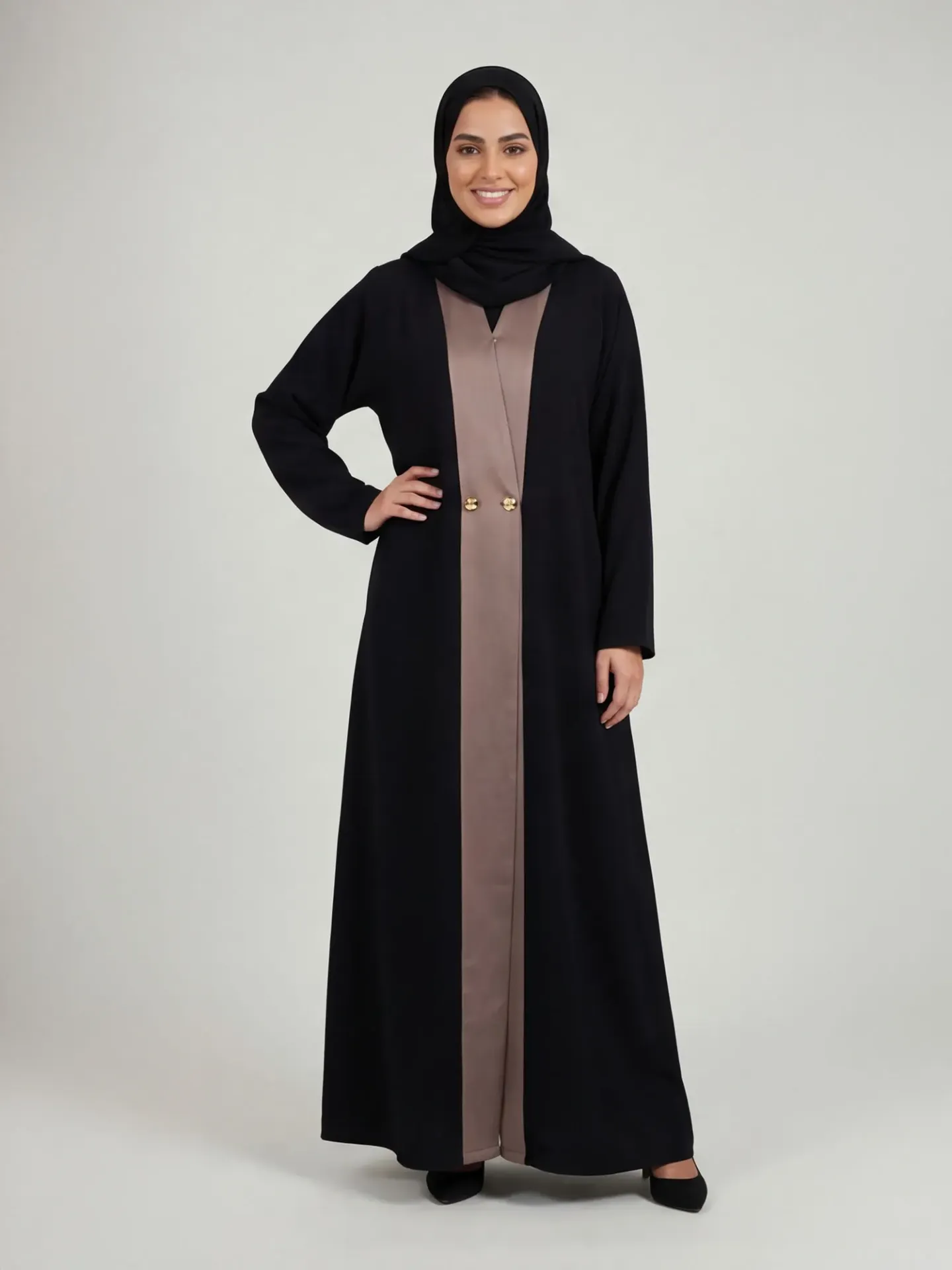 ✨ GHN-270 | عباية غِنى كريب أسود رسمي  وأزرار ذهبية + طرحة (50)